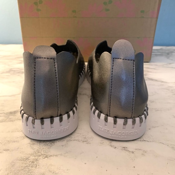 NIB Isle Jacobson Gunmetal Scalloped Boho Tulip Flats - Picture 6 of 9